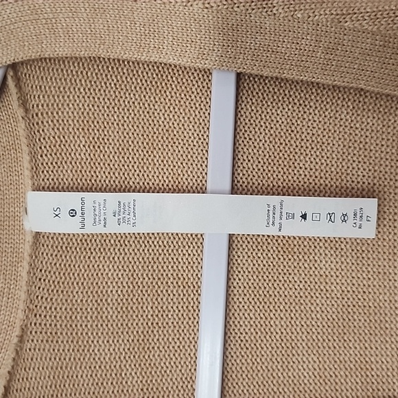 LULULEMON Knitwear Cardigan  Sz XS - Picture 2 of 6